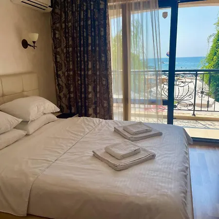 Luxurious 2 Bedroom Appt At The Black Sea Coast Апартамент *