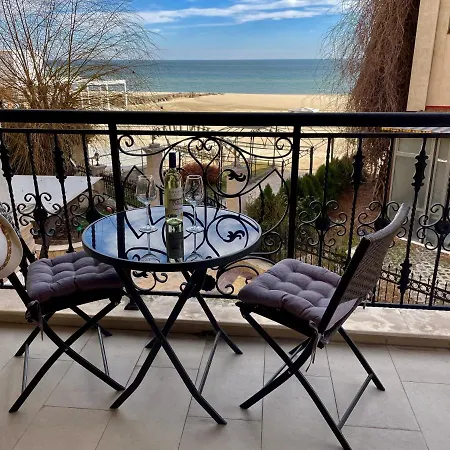 公寓 Luxurious 2 Bedroom Appt At The Black Sea Coast *