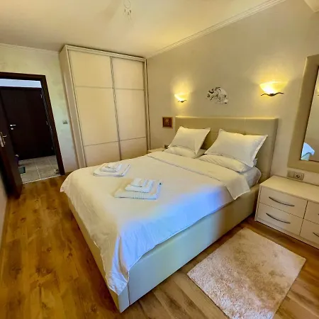 公寓 Luxurious 2 Bedroom Appt At The Black Sea Coast 阳光海滩